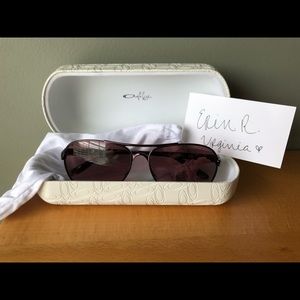 Women’s Oakley sunglasses